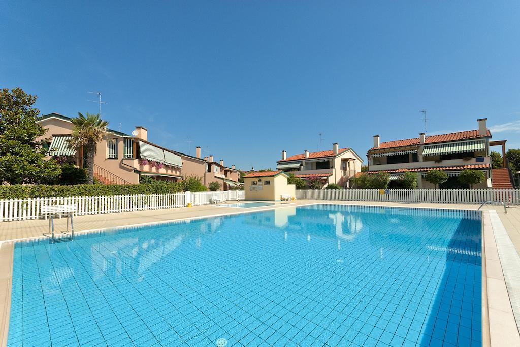 Villaggio Cristina Caorle Buitenkant foto